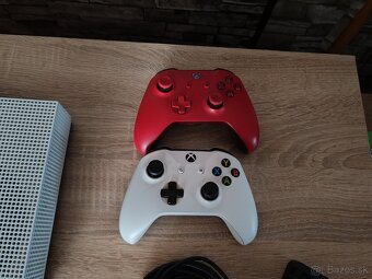 XBOX ONE S - 4