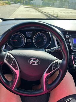 Hyundai i30 Combi, 244 000km - 4