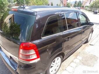 Predám Opel Zafira 1.9.diesel 110kw r.v.2009 - 4
