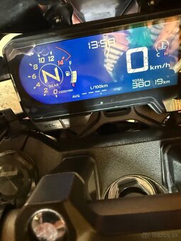 Honda CB650R 2019 - 4