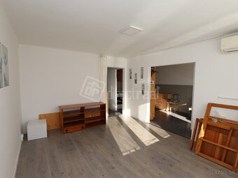 4 izbový byt 73 m2 + loggia na prenájom vo vyhladávane… - 4