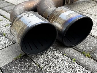 HKS EXHAUST Nissan GT-R R35 - 4