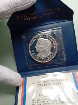 Strieborná medaila Svoboda a Dubček r. 1968 - 4
