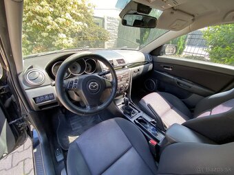 Mazda 3 Hatchback - 4