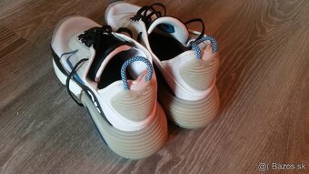Botasky NIKE - 4