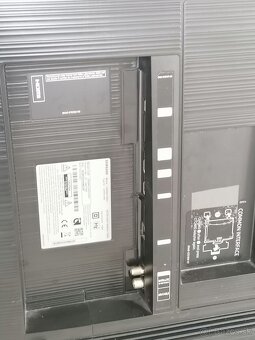 Predám 4k smart TV Samsung UE55NU7093U - 4