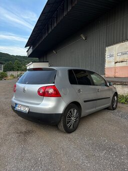 Volkswagen Golf V 1.9 TDi 77kw 6.stup - 4