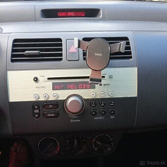 Suzuki Swift - 4