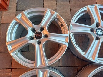hlinikové disky Hyundai/Kia--7Jx17-ET-41---5x114,3 - 4