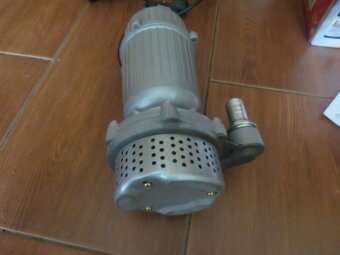 Predam nove kalove cerpadlo CHAPION Germany,3150 watt - 4