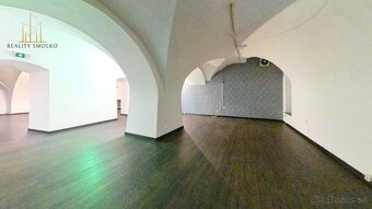 EXKLUZÍVNE NA PRENÁJOM – KOMERČNÉ A PREVÁDZKOVÉ PRIESTORY NA - 4
