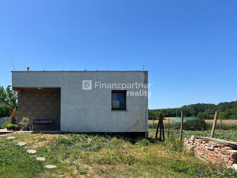 Rodinný dom s pozemkom 2 395 m², Kolárovo, Komárno - 4
