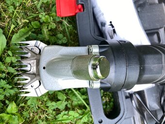 strojček na strihanie oviec - 4