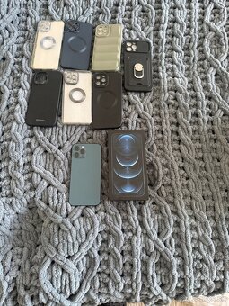 iPhone 12 Pro Max - 128 gb. - 4