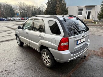 KIA Sportage 2.0 CRDI - 4