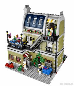 LEGO Creator 10243 Parížska reštaurácia - 4