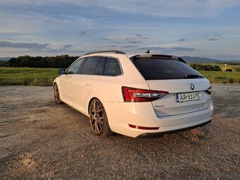 Škoda Superb 2.0 140kw - 4