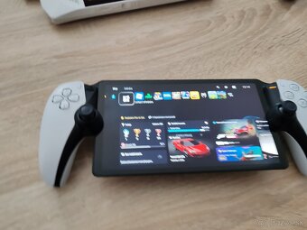 Playstation portable - 4