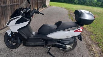 Kymco 300i Downtown - 4