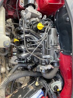 Renault Clio 2 - 4