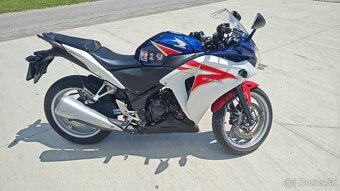 Honda CBR 250R ABS 2013 - 4