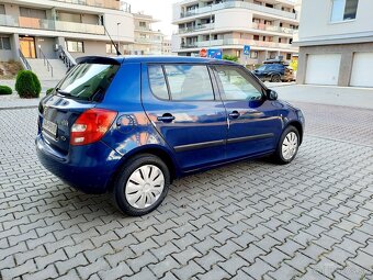 ŠKODA FABIA 2 1.4 16 VENTIL 63 KW ROK 2009 - 4