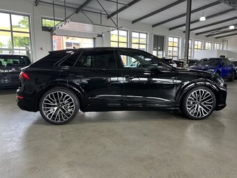 Audi Q8 - 4