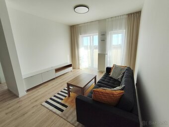 2-izbový byt s balkónom, zariadený Pop, Slnečnice Bratislava - 4