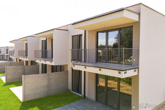 Na predaj výnimočný 3-izbový byt v rodinnom dome vo Veľkom O - 4