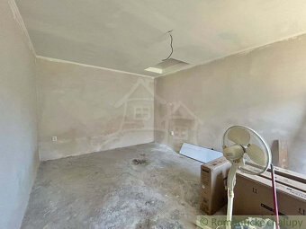 Dom v rekonštrukcii v obci Gemerská Panica - 4