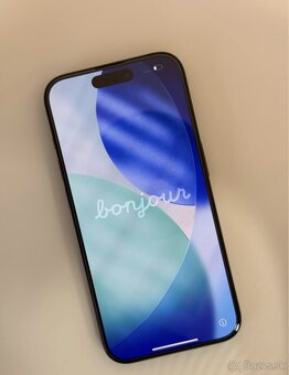 iPhone 15 Pro 128 GB - 4