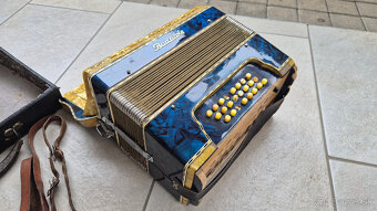 Starožitné veci - 4