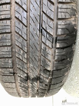 Good Year Wrangler 255/55R19 - 4