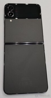 Samsung Galaxy Z Flip4 256GB - 4