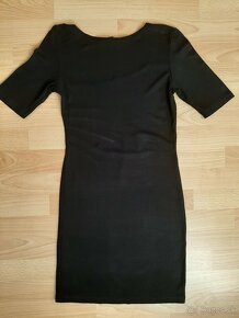 Čierne šaty Asos - 4