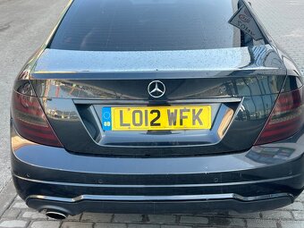 Mercedes benz - 4