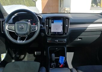 Volvo XC40 - 4