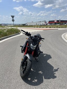 Honda Hornet 750 2023 - 4