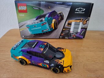 Lego 9+ Speed Champions Chevrolet Camaro s krabicou a návodm - 4