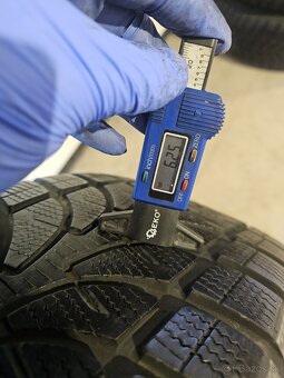 Zimné Pneu 235/60 R18 - 4