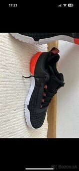 Predám topánky Under Armour TriBase reign 6 - 4