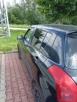 Suzuki Swift 1.3 - 4