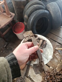 Kováčske náradie. - 4