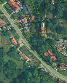 Stavebný pozemok v obci Vyhne - 4