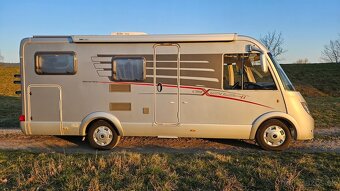 Integrovaný autokaravan HYMER Exsis I562 Silverline - 4