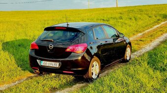 Opel Astra J 2.0 CDTI 118kw + CHIP - 4