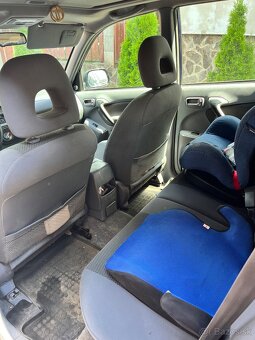 Predám Toyota Rav 4 - 4