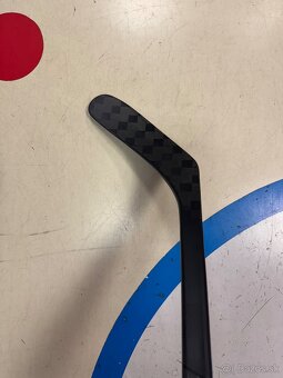 VERBEEK UPLNE NOVA PROFI HOKEJKA CCM RIBCOR TRIGGER 7PRO - 4