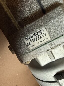 Elektromotor s prevodovkou - 4
