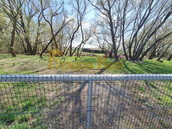 PREDAJ/PRENÁJOM - Pozemok o rozlohe 889m2 - NIŽNÁ ŠEBASTOVÁ - 4